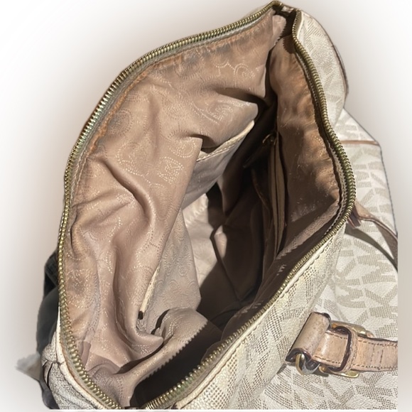 Michael Kors handbag - Picture 10 of 10